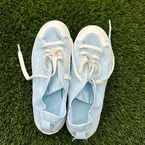 Adidas light blue casual sneakers